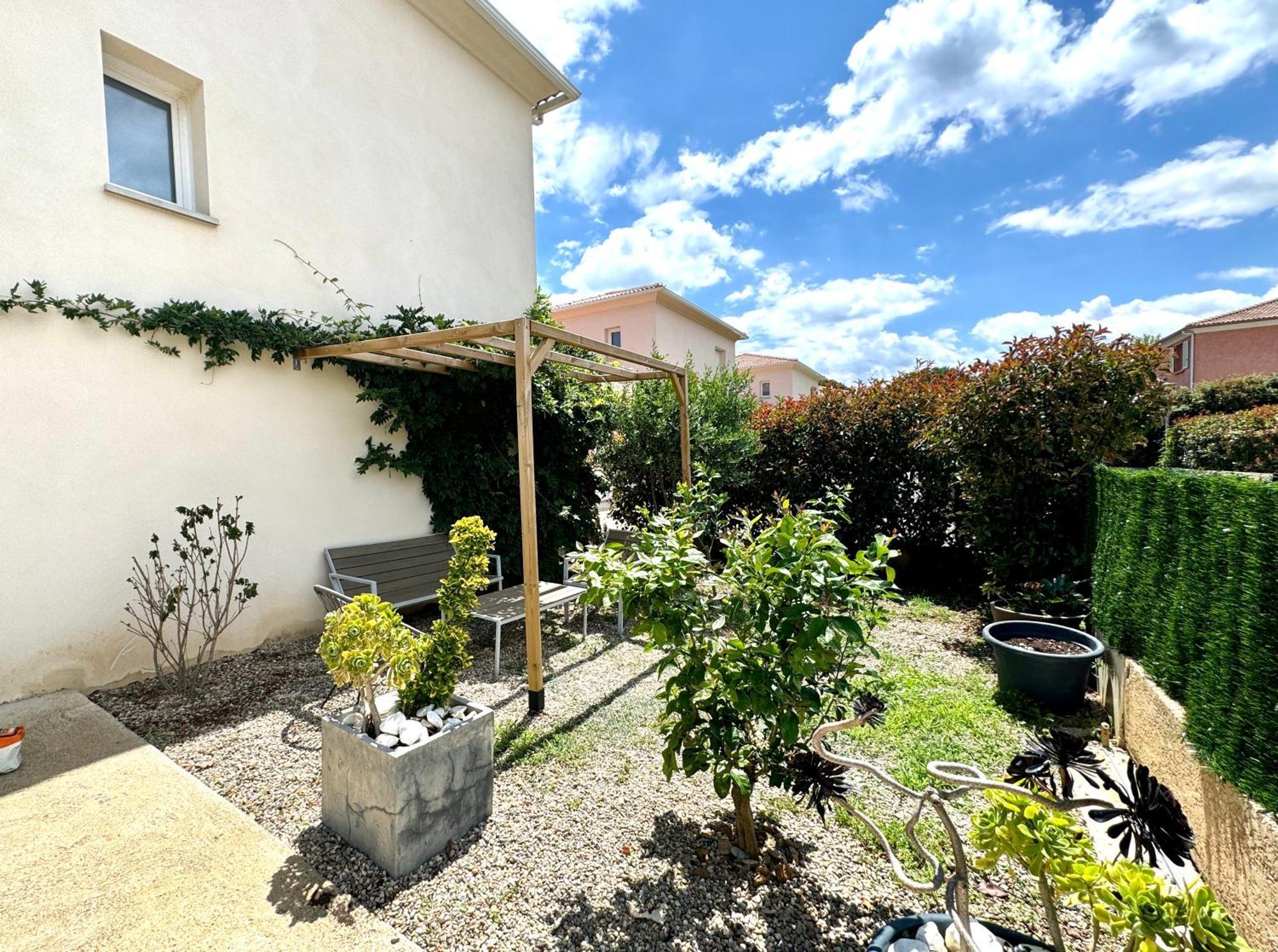 Holiday home Jolie Maison Borgo Trois Trois Salles De Bain